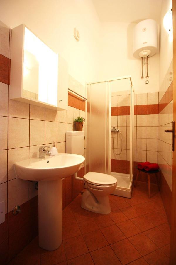Brijunisol - 3 Apartments Top Position Near The Beautiful Beach 法扎纳 外观 照片