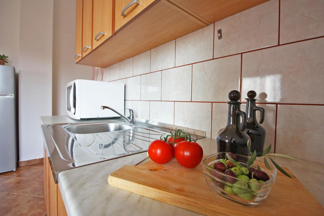 Brijunisol - 3 Apartments Top Position Near The Beautiful Beach 法扎纳 外观 照片