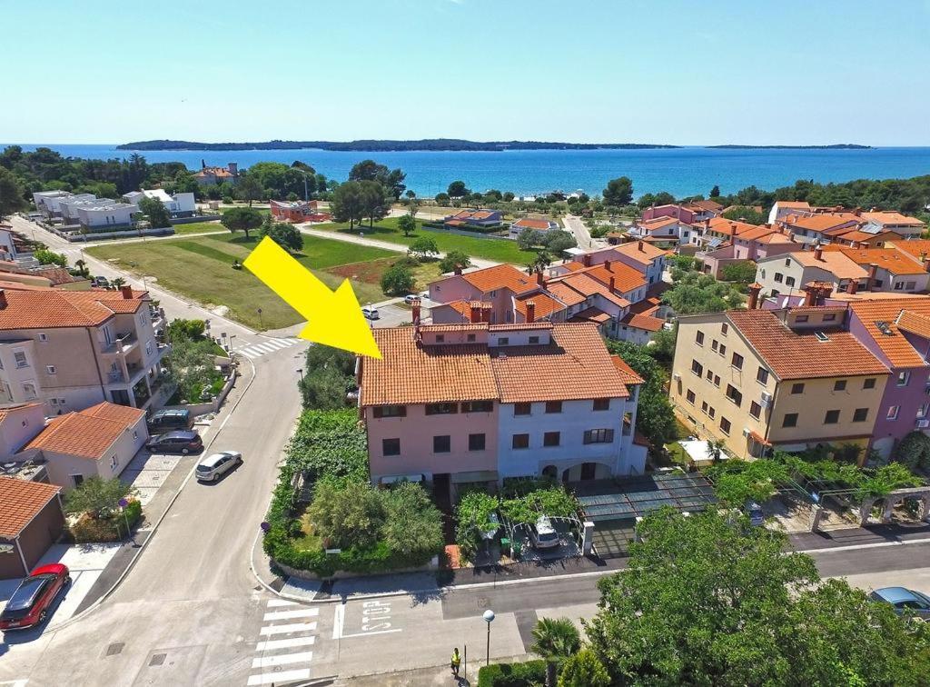 Brijunisol - 3 Apartments Top Position Near The Beautiful Beach 法扎纳 外观 照片